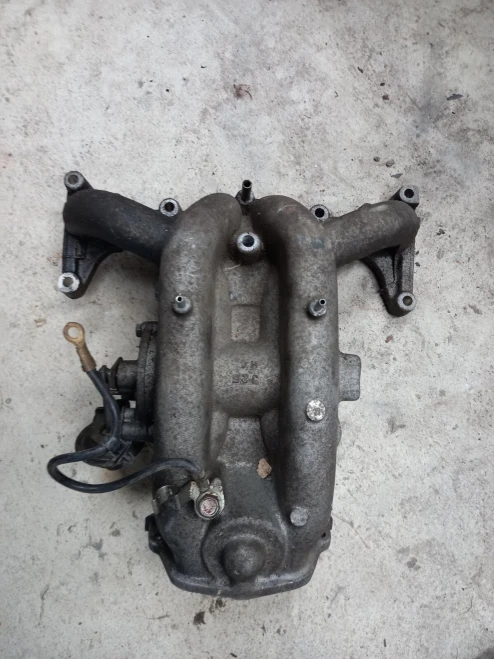 2003-2012 Mazda RX8 / 3 / 2 / 6 1.3L / 2.6L Used Intake Manifold