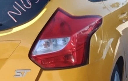 12-14 Ford Focus Right Passenger Quarter Mounted Tail Light Lamp OEM OEM used OEM tail light assembly