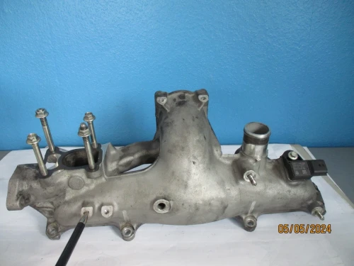 2011 Mazda CX-5 / 2 2.2L Used Intake Manifold
