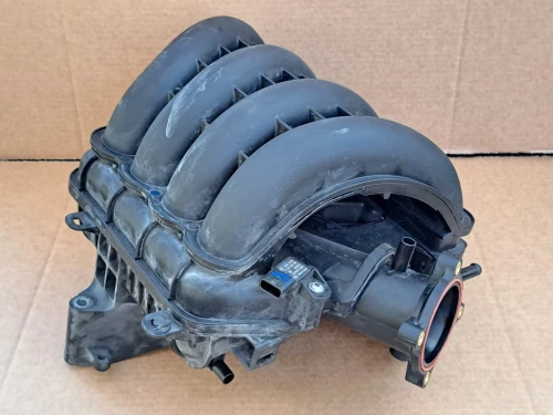 2012-2013 Mazda Mazda 3 / CX-5 / 2 2.0L Used OEM Intake Manifold