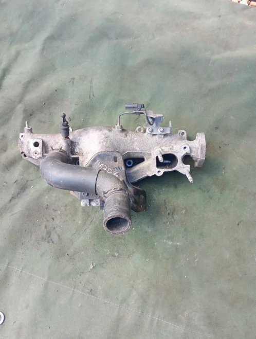 2012-2018 Mazda Mazda 3 / 6 / CX-5 / 2 2.2L Diesel Used Intake Manifold