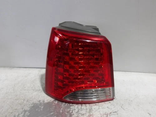 2011-2013 Kia Sorento Driver LH Tail Light Lamp OEM used OEM tail light assembly