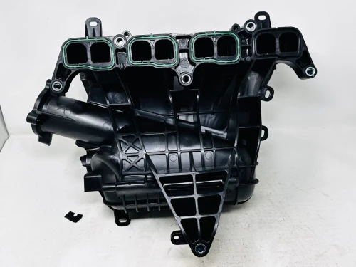 Mazda Mazda 3 / CX-3 / CX-5 / 2 2.0L Used Intake Manifold