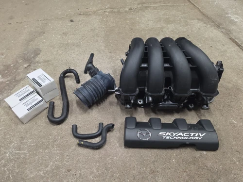 Mazda Miata / 2 2.0L Used Intake Manifold