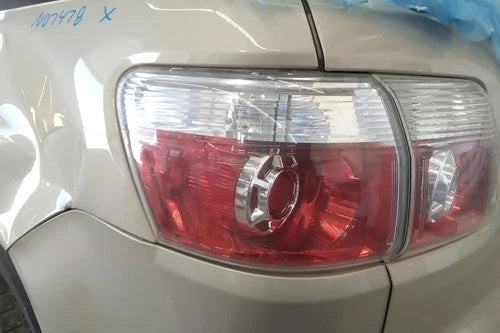 07 08 09 10 11 12 GMC Acadia Driver LH Quarter Mounted Tail Light Lamp OEM used OEM tail light assembly