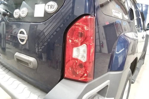 2005-2015 Nissan Xterra Passenger RH Quarter Mounted Tail Light Lamp OEM used OEM tail light assembly