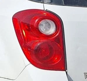 2010-2015 Chevrolet Equinox Driver LH Tail Light Lamp OEM OEM used OEM tail light assembly