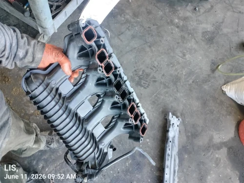 2012-2015 Mercedes-Benz C250 Used OEM Intake Manifold 2710903037
