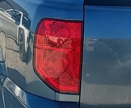 2003-2005 Honda Pilot Driver LH Tail Light Lamp OEM OEM used OEM tail light assembly