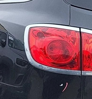 2008-2012 Buick Enclave Quarter Mount Driver LH Tail Light Lamp OEM OEM used OEM tail light assembly