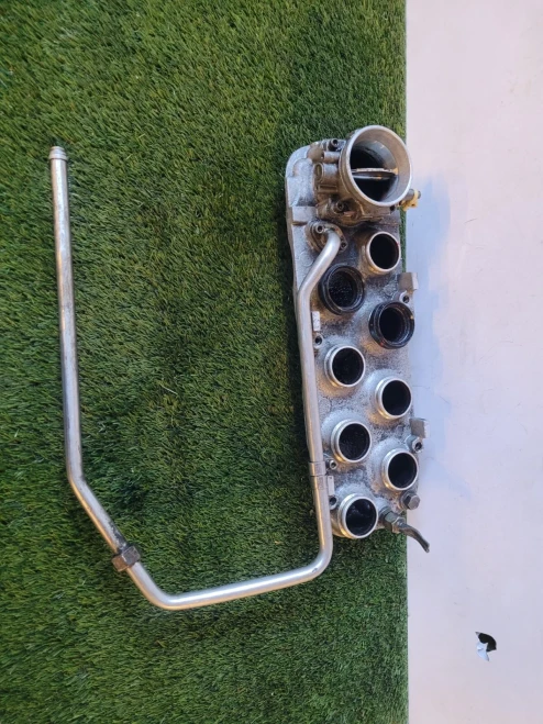 Mercedes-Benz R107 / SL350 Lower Used Intake Manifold 1161415301