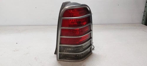 2005 2006 2007 Mercury Mariner Passenger RH Tail Light Lamp OEM used OEM tail light assembly