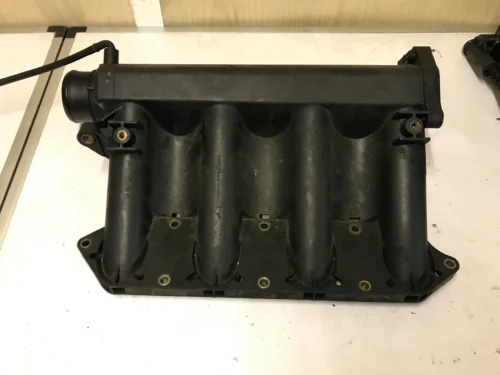 Mercedes-Benz Vito 2.2L Used Intake Manifold A6110903237