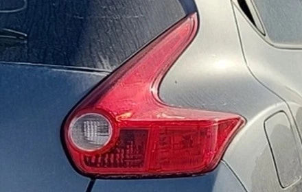2011-2014 Nissan Juke Quarter Mount Passenger RH Tail Light Lamp OEM OEM used OEM tail light assembly