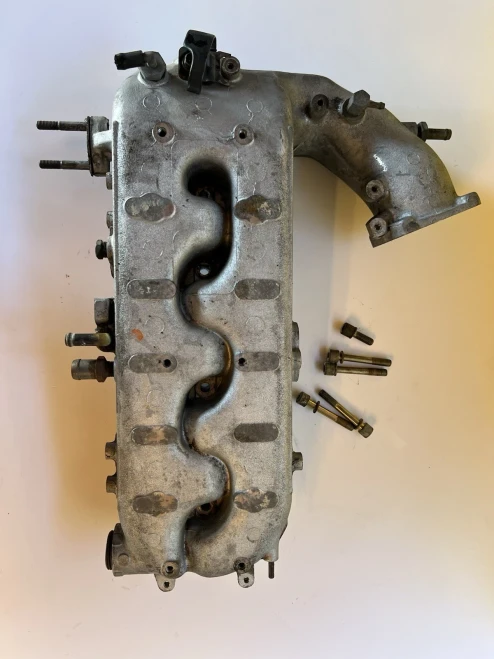 1987-1989 Nissan 300ZX Upper Used OEM Intake Manifold