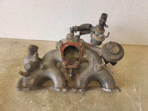 1988-1989 Nissan D21 / Hardbody / Pickup Used Intake Manifold