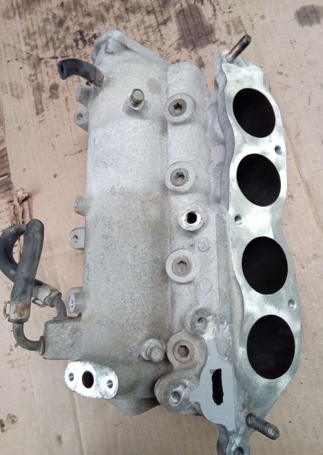 1995 Nissan 240SX Lower Used Intake Manifold