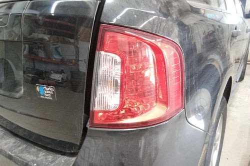 2011 2012 2013 2014 Ford Edge Passenger RH Tail Light Lamp OEM used OEM tail light assembly