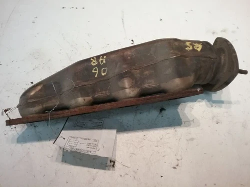 2003-2006 Audi A8 4.2L Right Used Exhaust Manifold