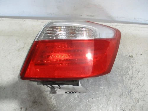 2013-2015 Honda Accord Passenger RH Tail Light Lamp OEM used OEM tail light assembly