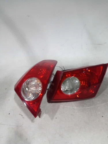 2006 Suzuki Reno Lid Mounted Used OEM Right Tail Light Assembly