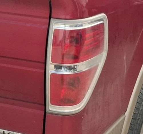 2010-2014 Ford F150 Passenger RH Tail Light Lamp OEM OEM used OEM tail light assembly
