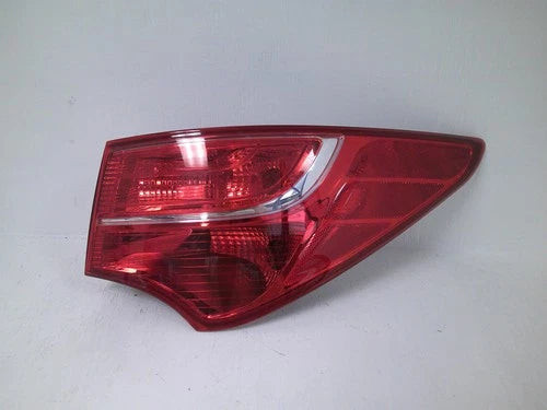 13-16 Hyundai Santa Fe Sport RH Passenger Side Quarter Mounted Tail Lamp OEM OEM used OEM tail light assembly