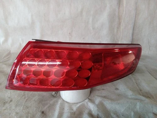 2006 Infiniti FX Base Passenger RH Quarter Mounted Red Lens Tail Lamp OEM OEM used OEM tail light assembly