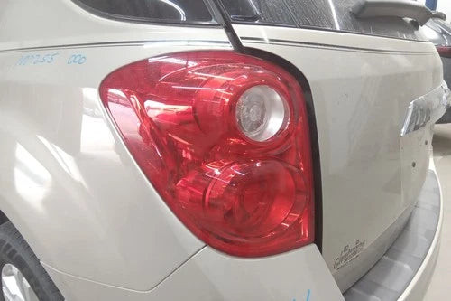 2010 2011 2012 2013 2014 2015 Chevrolet Equinox Driver LH Tail Light Lamp OEM used OEM tail light assembly