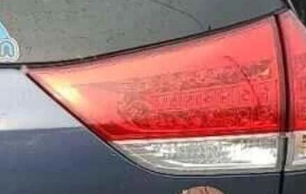 2011-2014 Toyota Sienna Passenger RH Liftgate Mounted Tail Light Lamp OEM OEM used OEM tail light assembly