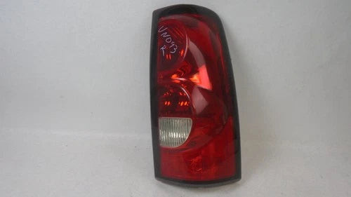 2004-2007 Silverado 1500 2500 3500 Right Passenger Tail Light Lamp OEM OEM used OEM tail light assembly