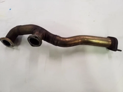 BMW 740i / 540i / 840i / 530i Right Rear Used Exhaust Manifold