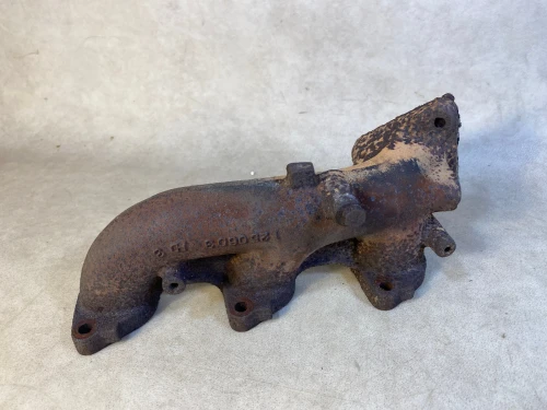 BMW E12 / E24 / E23 Used OEM Exhaust Manifold 11621250601