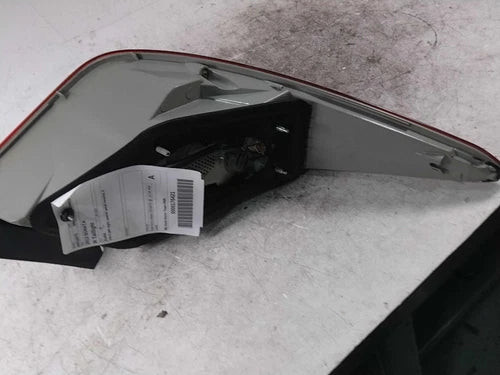 2013 Hyundai Sonata VIN C 8TH Digit Quarter Used OEM Right Tail Light Assembly