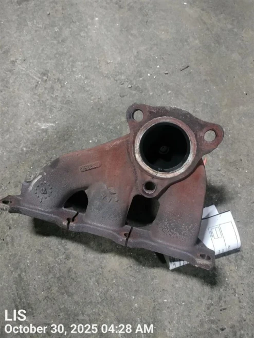 2008-2017 Buick Enclave Left Used OEM Exhaust Manifold 12571100