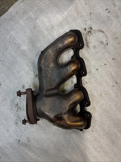 1999 Cadillac Seville 4.6L Rear Used Exhaust Manifold