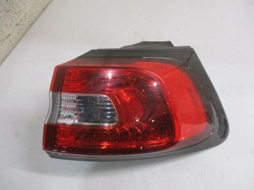 14 15 16 17 18 Jeep Cherokee RH Passenger LED Outer Tail Brake Light Lamp OEM used OEM tail light assembly