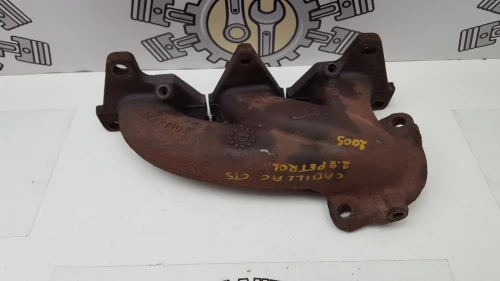 2005 Cadillac CTS 2.8L Left Right Used Exhaust Manifold 12571102