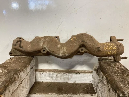 Cadillac DeVille 4.1L Left Front Used Exhaust Manifold