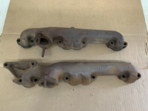 1955-1956 Chevrolet Corvette / Belair SBC 265 engine Used OEM Exhaust Manifold 3704791 / 3704792