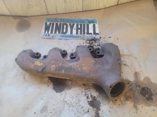 1965-1967 Chevrolet Impala Left 396 engine Used Exhaust Manifold 3904399