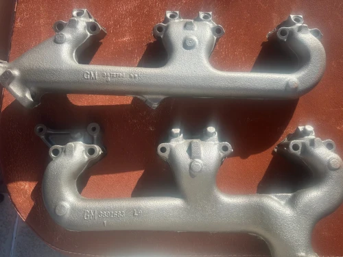 1967-1968 Chevrolet Camaro Left Right 302 engine Used Exhaust Manifold 3872730 / 3892683