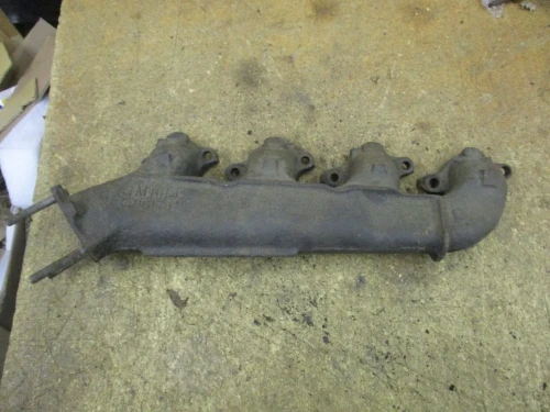 1969-1970 Chevrolet Chevelle / Nova / Camaro Right 396 engine Used Exhaust Manifold 3916178