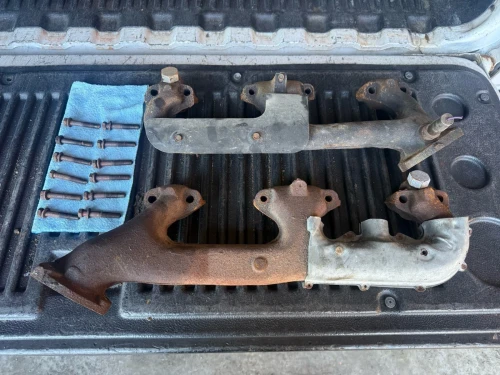 1988-1996 Chevrolet K1500 5.7L Pair Used Exhaust Manifold
