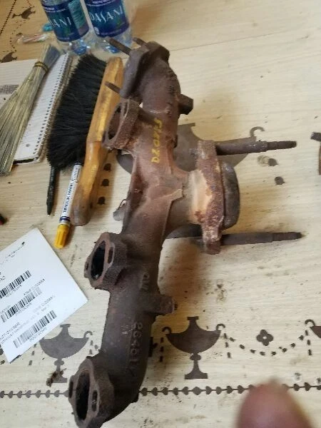 1994-1996 Chevrolet Corsica 3.1L Rear Used Exhaust Manifold