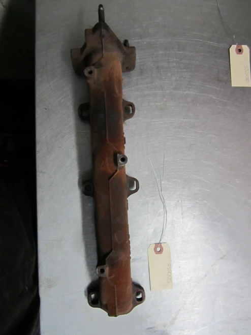 1995-2001 Chevrolet Lumina 3.1L Left Used Exhaust Manifold 10182321