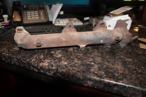 1995-2003 Chevrolet Monte Carlo Left Front Used Exhaust Manifold