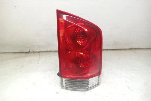 04 2004 Nissan Armada Passenger RH Tail Light Lamp OEM used OEM tail light assembly