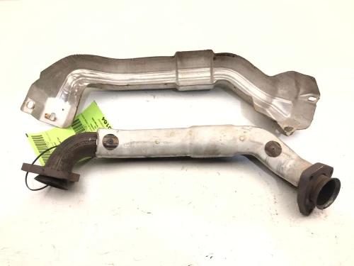 2004 Chevrolet Impala 3.4L With Heat Shield Used OEM Exhaust Manifold