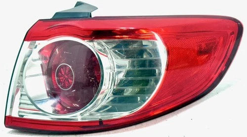 2010-2012 Hyundai Santa Fe Passenger RH Tail Light Lamp Quarter Mounted OEM used OEM tail light assembly